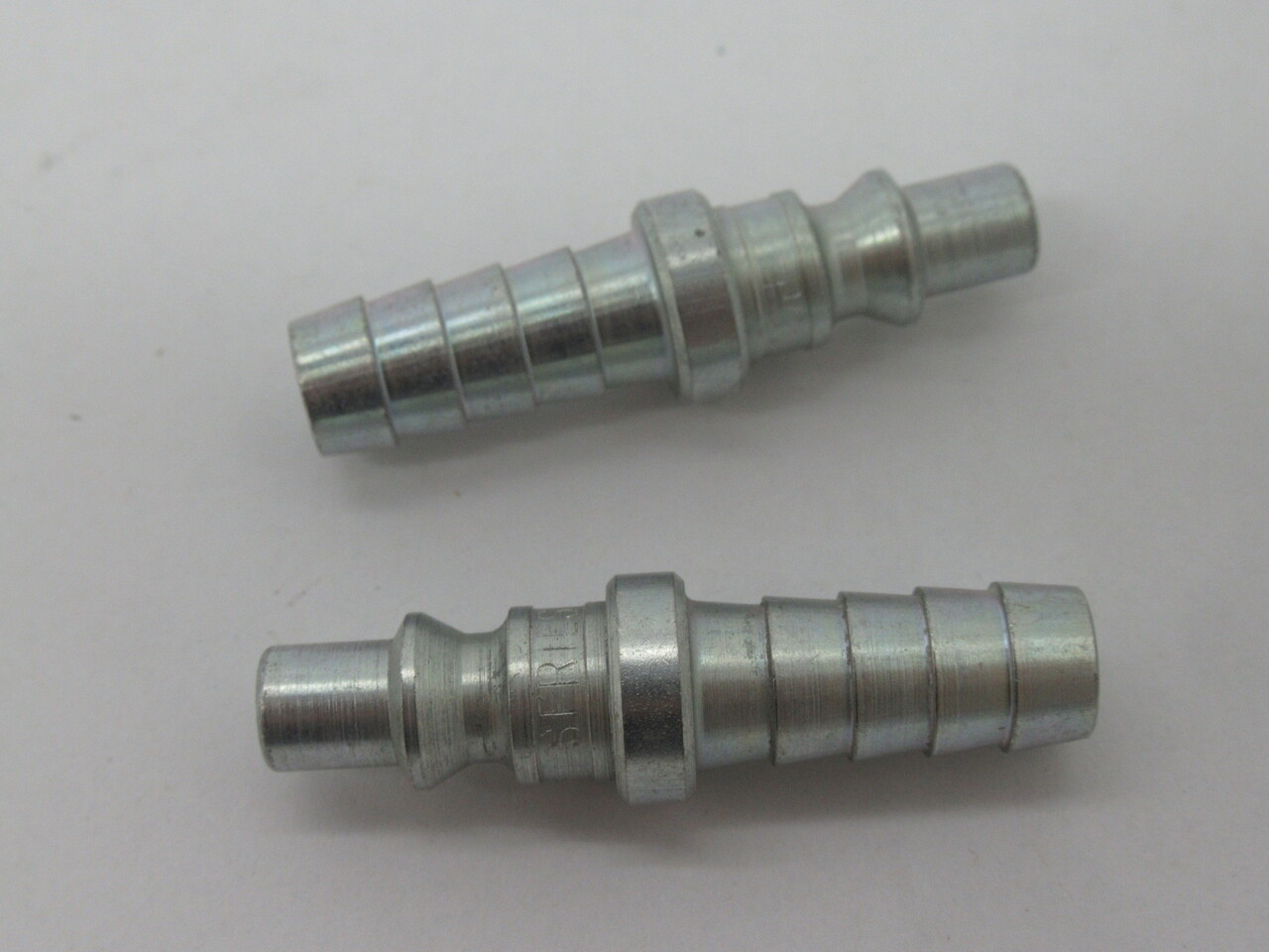 Dixon M2S3 Steel Pneumatic Male Threaded Plug 1/4" Body 3/8" Lot of 2 NOP