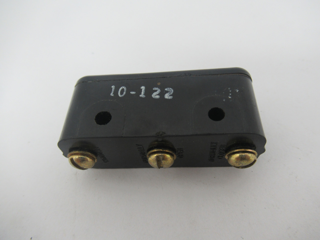 Licon 10-122 Push Button Limit Switch 1/2HP@125VAC 1HP@250VAC 1/2A@125VAC USED