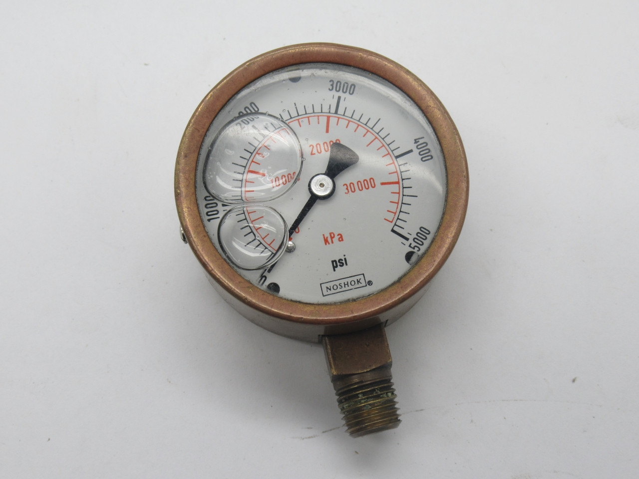 Noshok 25-300-5000-PSI/BAR-1/4 Pressure Gauge 5000psi 2.5" Diam 1/4" MNPT USED