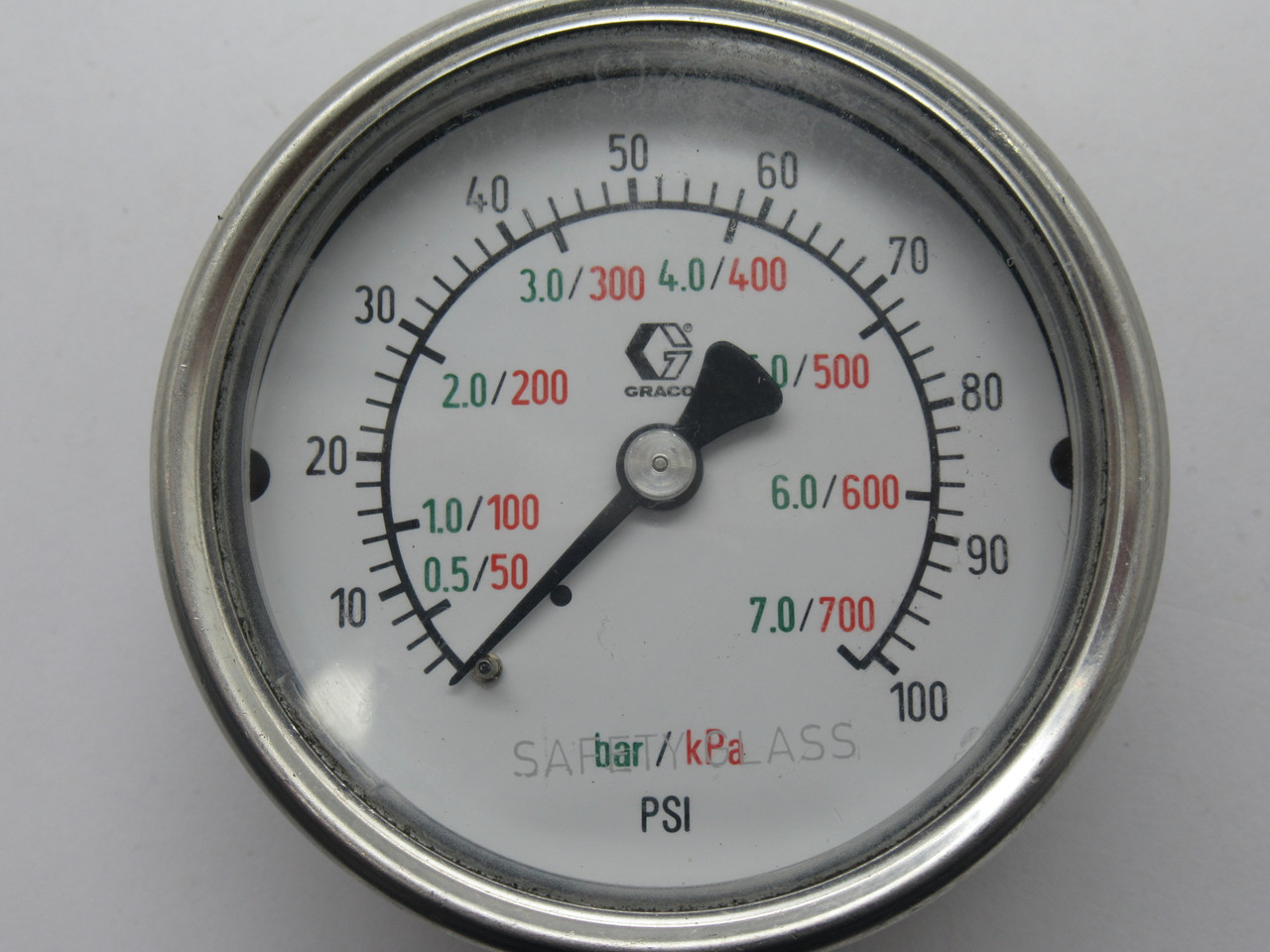 Graco 187874 Pressure Gauge 0-100psi 2-1/2" Diameter 3/8" Adapter USED