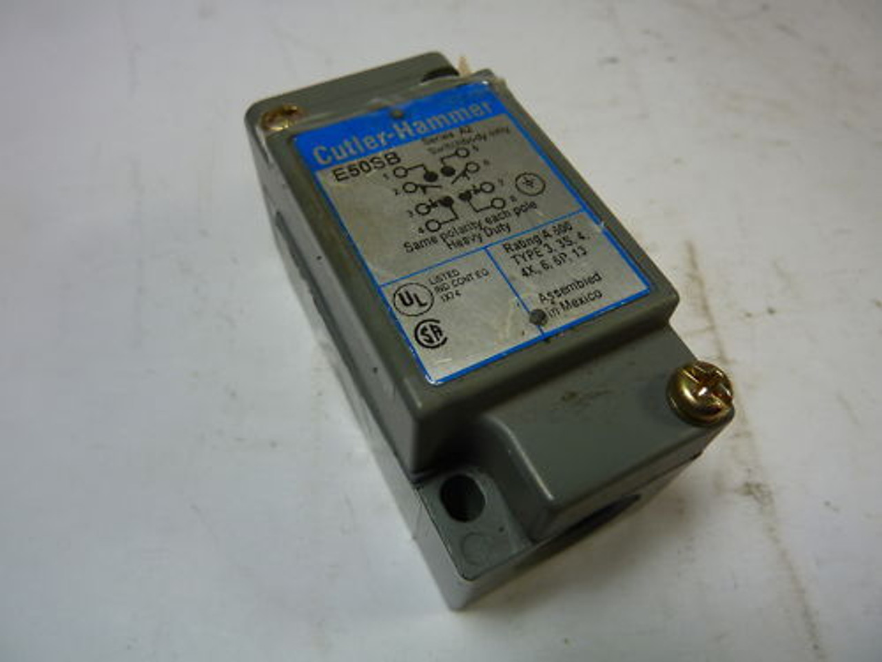 CUTLER-HAMMER E50SB Limit Switch Body ! AS IS !