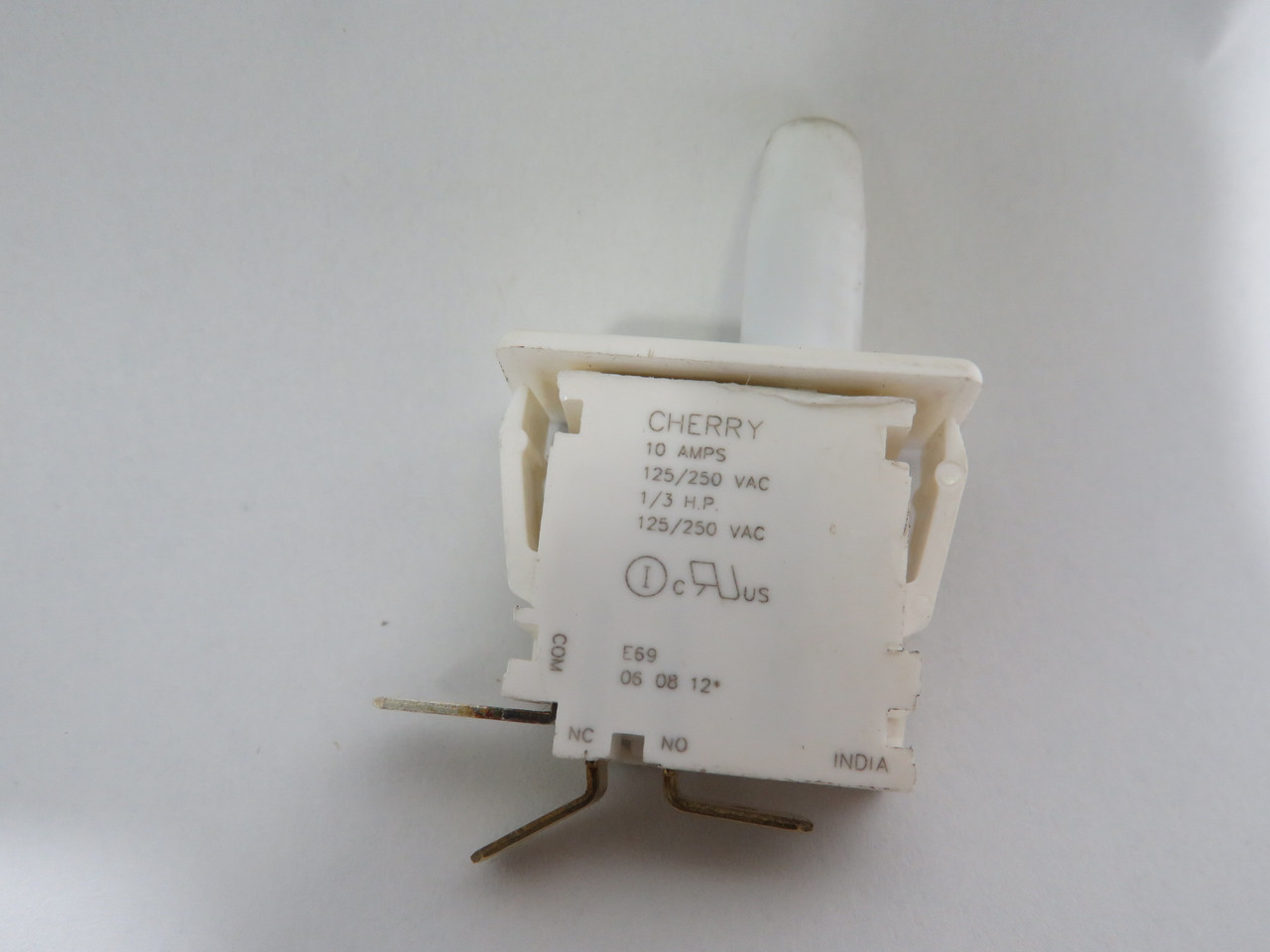 Cherry E69 Interlock Switch Momentary Single Pole 1/3HP 10A@125/250VAC USED