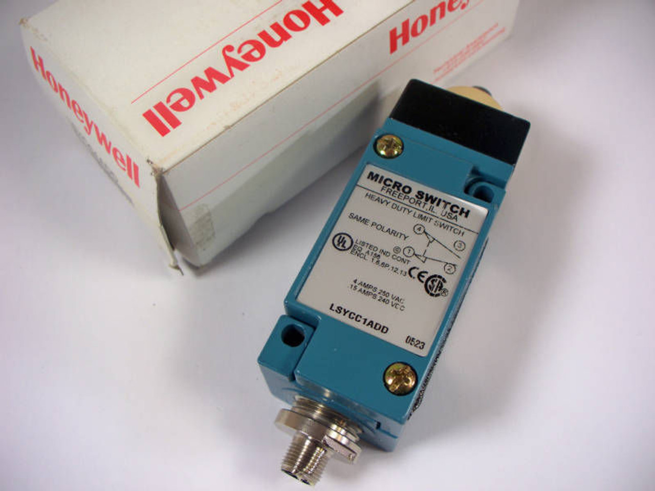 Honeywell Micro Switch 4 Amp Limit Switch LSYCC1ADD !!!