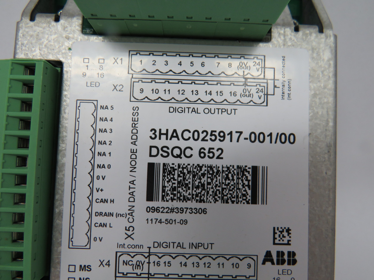 ABB 3HAC025917-001/00 DSQC-652 I/O Unit w/Connectors 24VDC USED