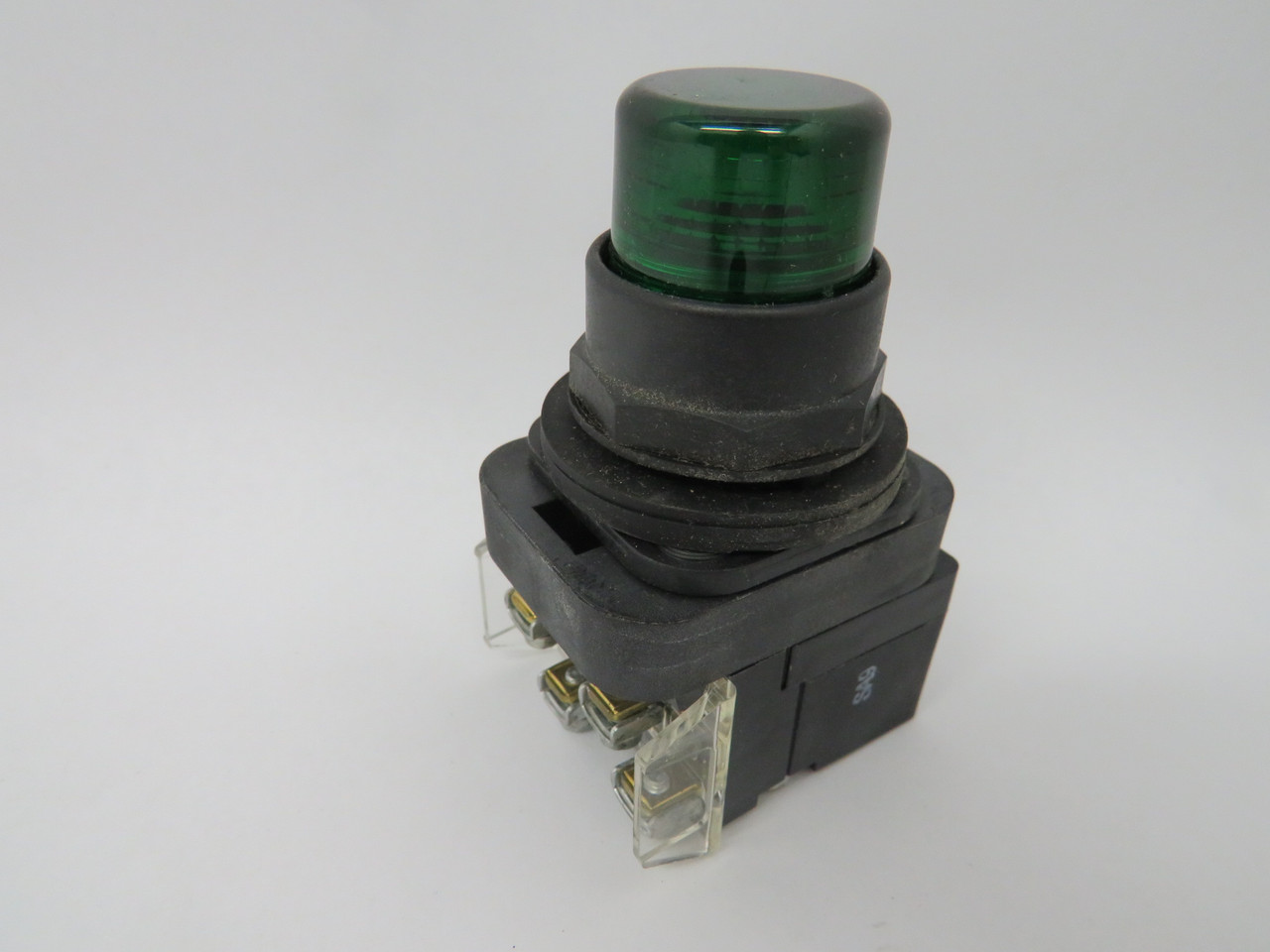 Allen-Bradley 800H-QRBH2G Green Push Button 12-130VAC/DC 1NO 1NC USED