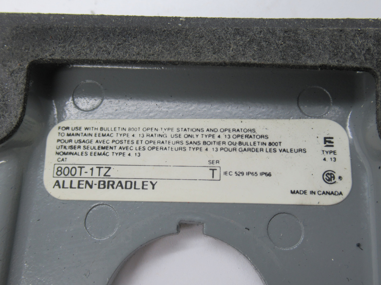 Allen-Bradley 800T-1TZ Enclosure Type 4.13 3" L x 2-2/3" W x 2-1/2" H USED