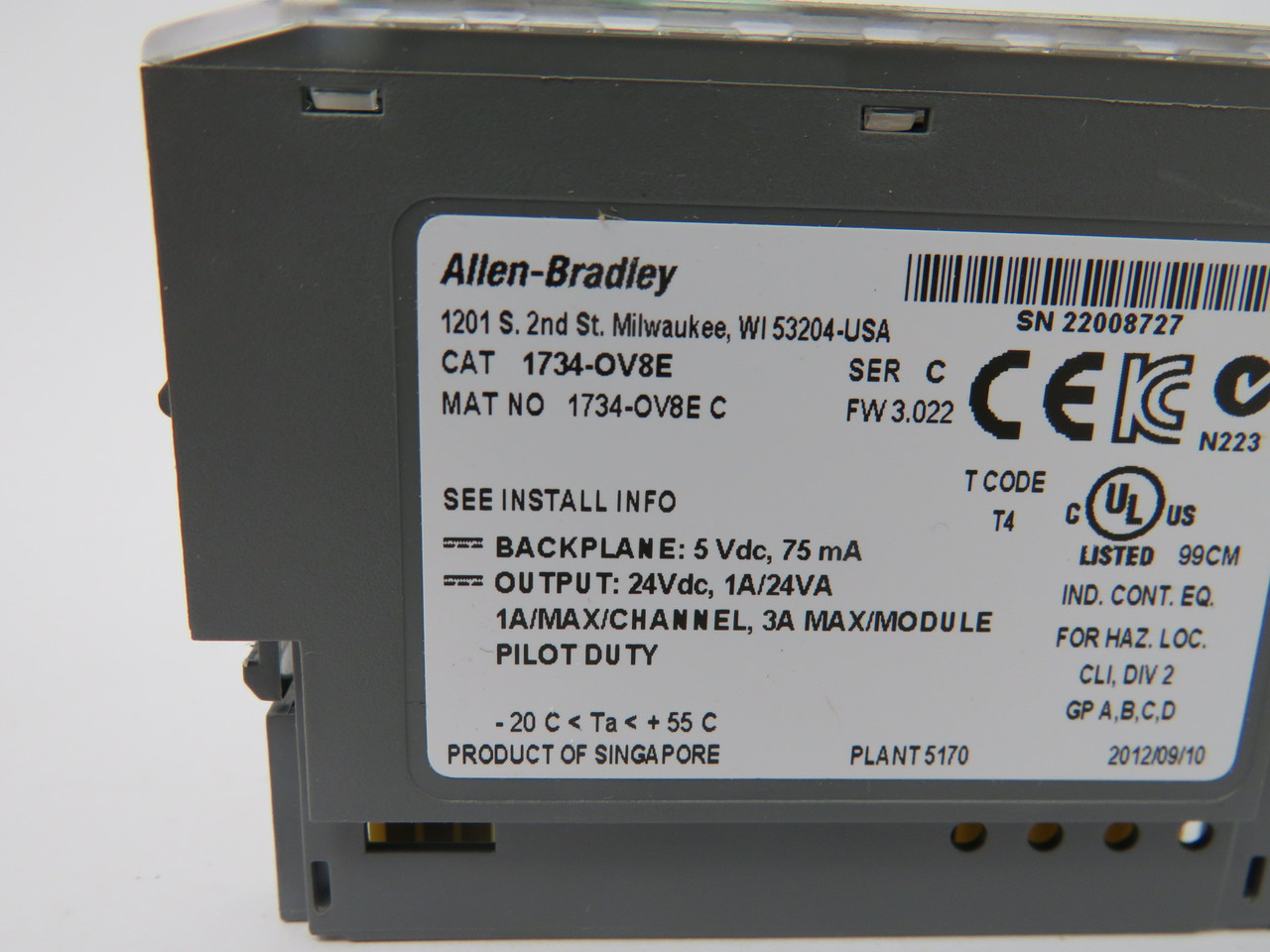 Allen-Bradley 1734-OV8E Series C F/W 3.022 Digital Sinking Module 24VDC@1A USED