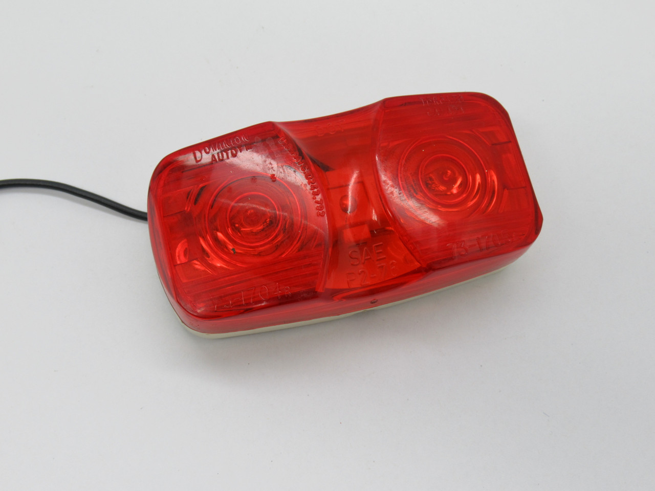 Dominion Auto 71-2124R Red Marker Lamp USED