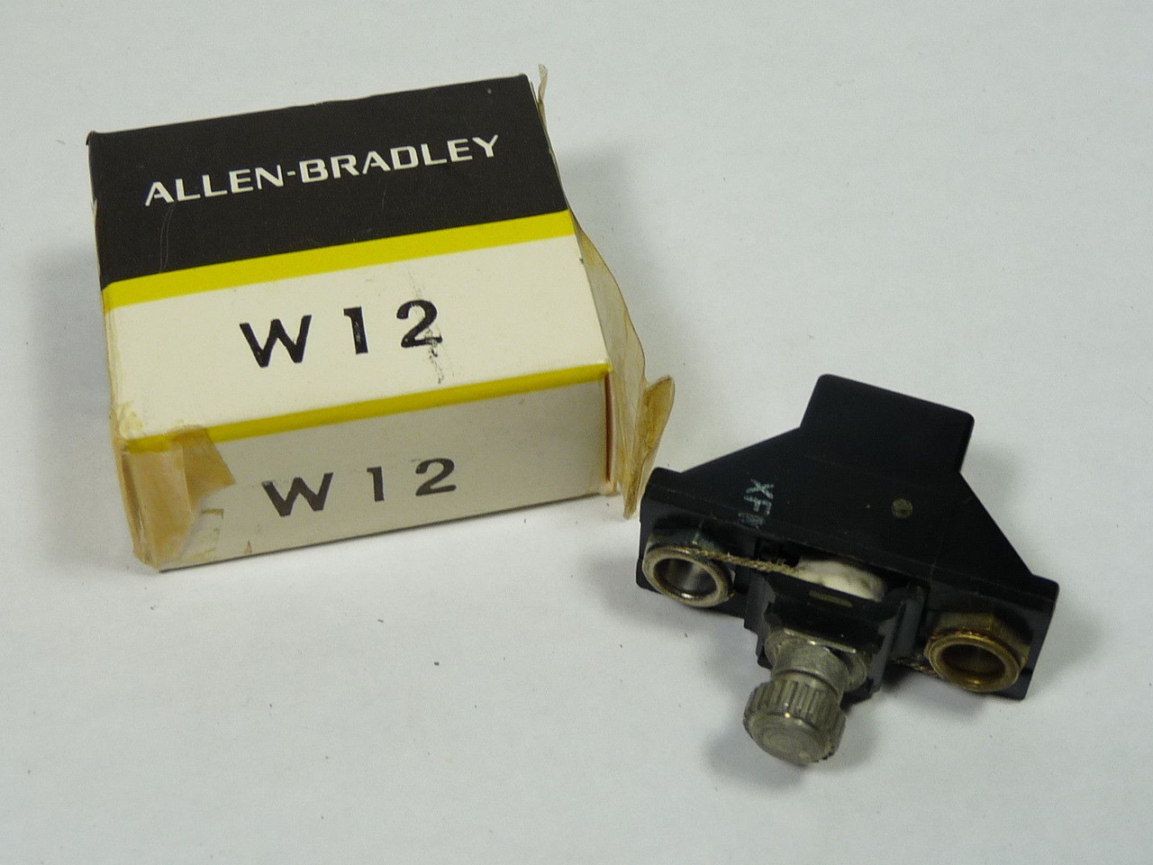 Allen-Bradley W12 Heater Element for Overload Relay ! NEW !