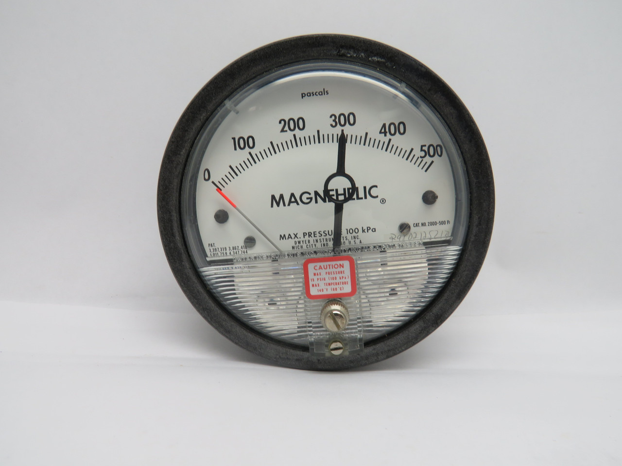 Dwyer 2000-500PA Magnehelic Pressure Gauge 0-500Pa SHELF WEAR NEW