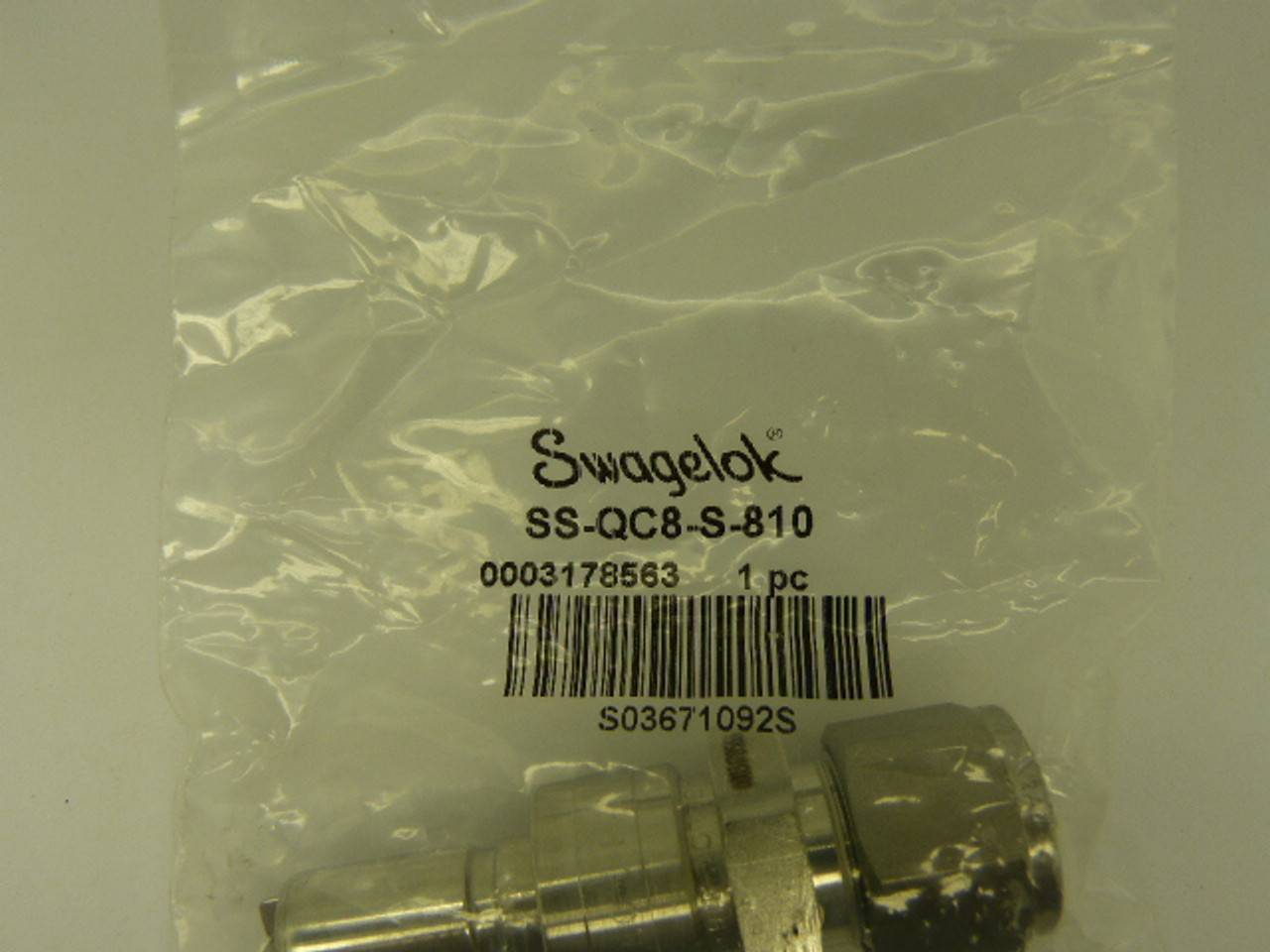 Swagelok SS-QC8-S-810 Quick Connect 1/2" Tube Fitting NWB