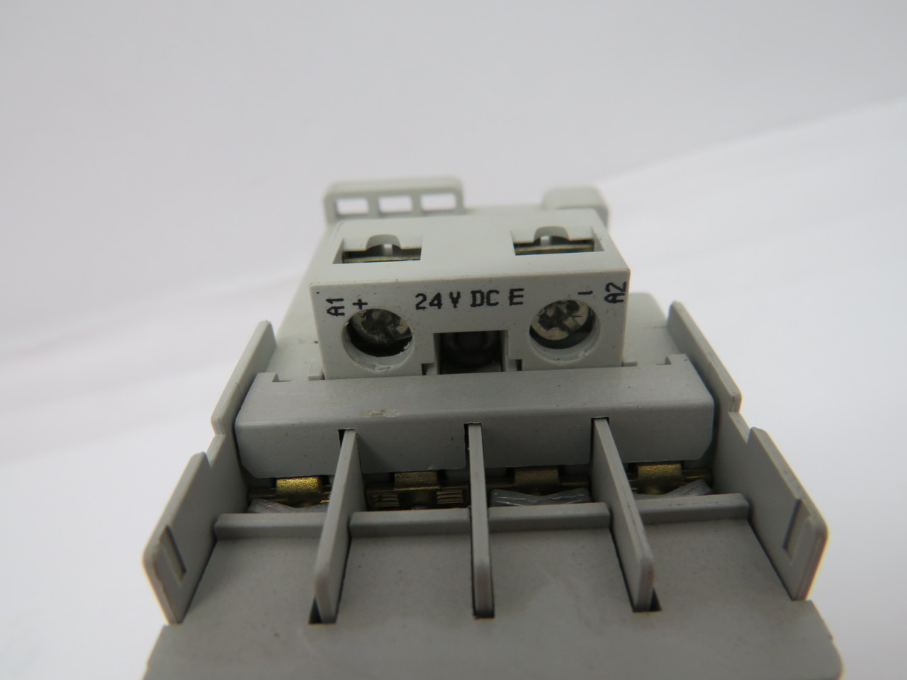 Allen-Bradley 700S-CF620EJC Series A Safety Relay 24VDC *Rusted Contacts* USED