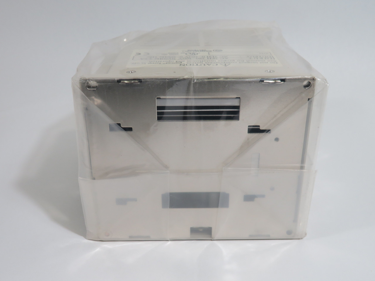 Bonfiglioli SYN10-T-400-05-AF Variable Speed AC Drive 1HP 3Ph 0-460V 0-200Hz NEW