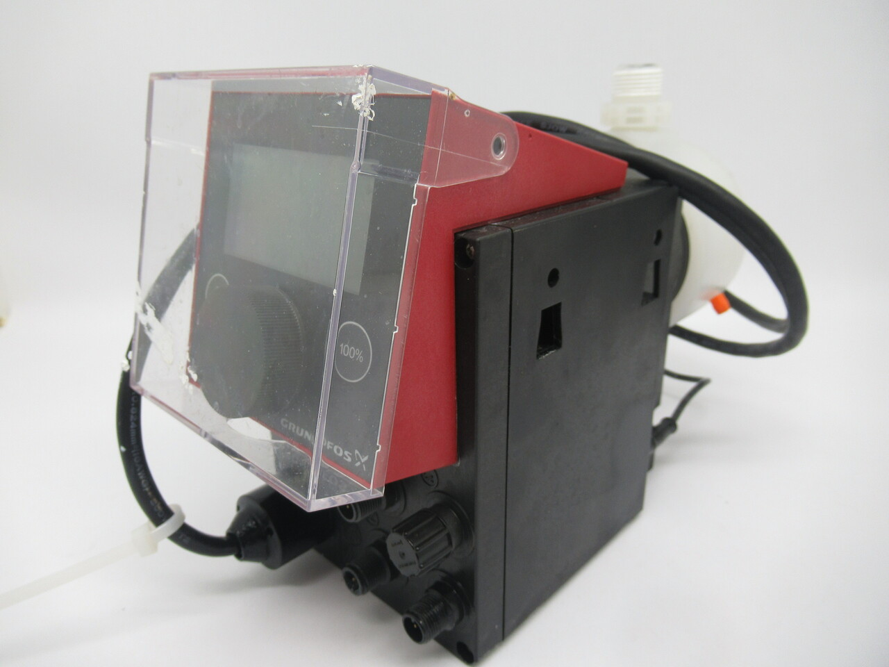 Grundfos DDA17-7FCM-PV/T/C-F-31U7U7BG Diaphragm Dosing Pump USED