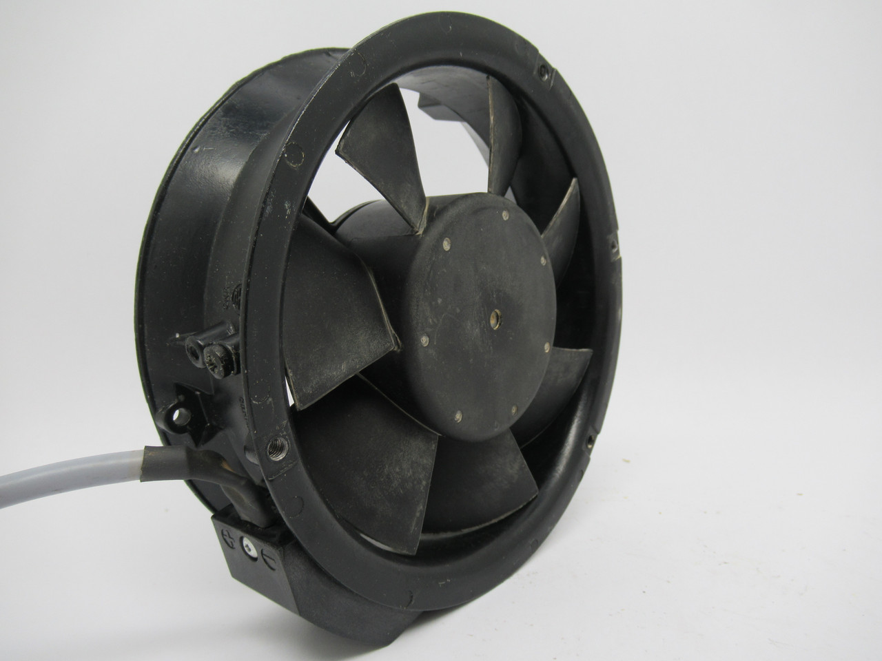 Papst 6224N DC Axial Fan 24VDC 3400RPM 18W 55dB(A) 410m3/h USED