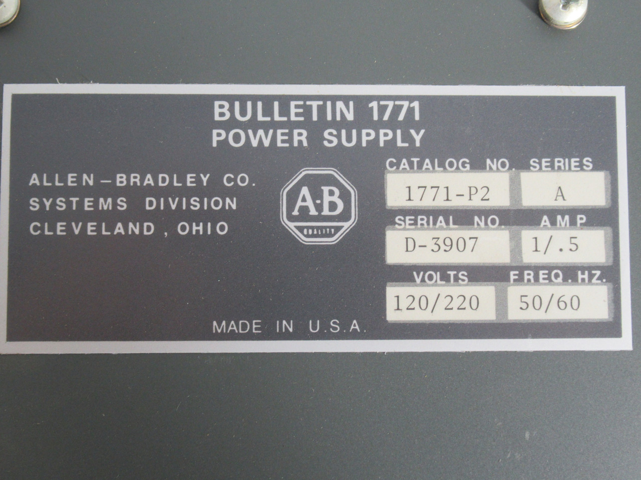 Allen-Bradley 1771-P2 Power Supply Module 1/0.5 Amp 5.2VDC Ser AUSED