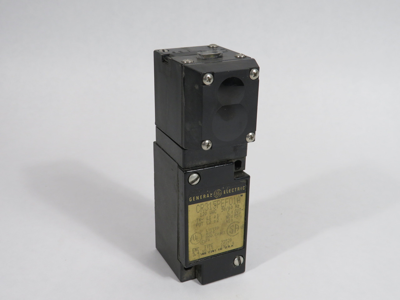 General Electric CR315PEF01A Photoelectric Limit Switch C/W CR315PEH6 Head USED