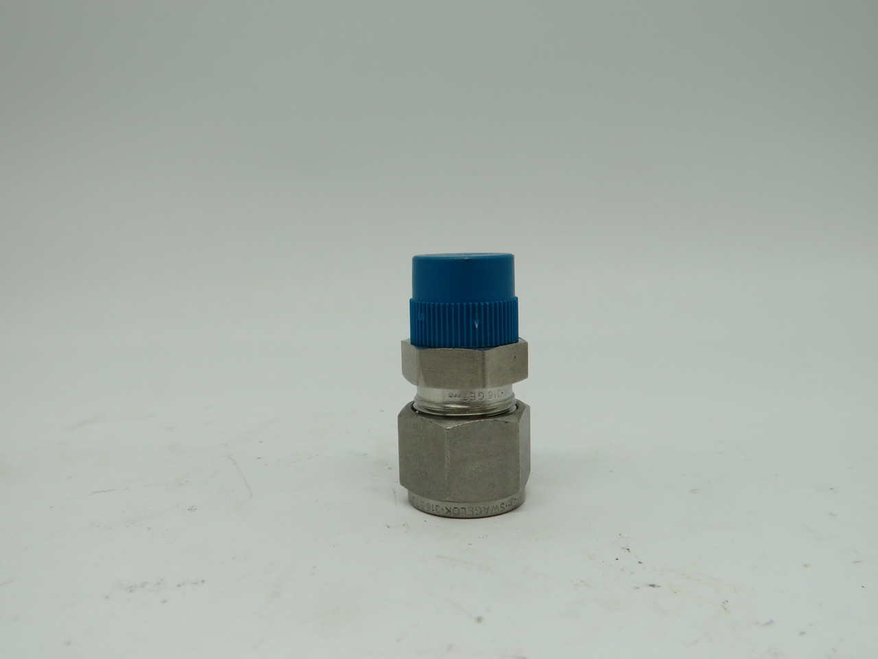 Swagelok SS-600-1-8 Tube Fitting Male Connector 3/8" Tube ODx1/2" Male NPT NOP