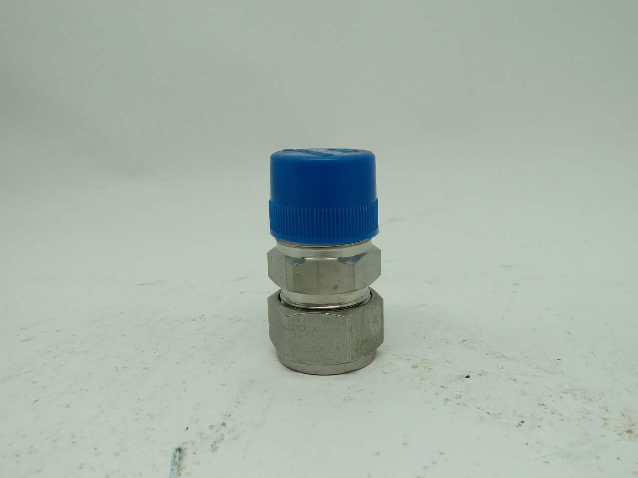 Ham-Let 3/8" OD Port Connector Tube Adapter 316 Stainless Steel SS-601-PC Swagelok