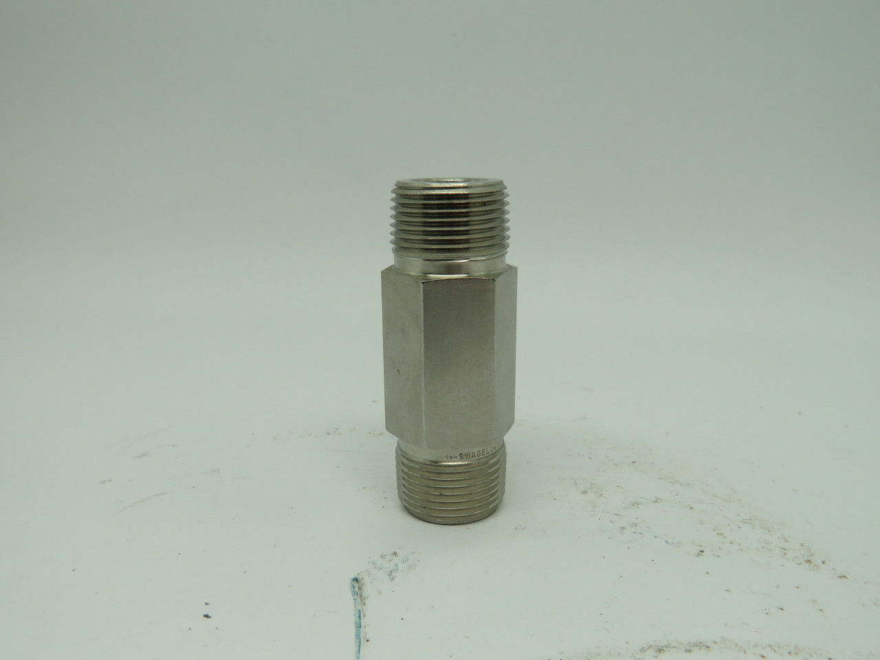 Swagelok SS-12-HLN-1.50 Stainless Steel Hex Long Nipple 1/4" Male NPT 1 1/2" NOP