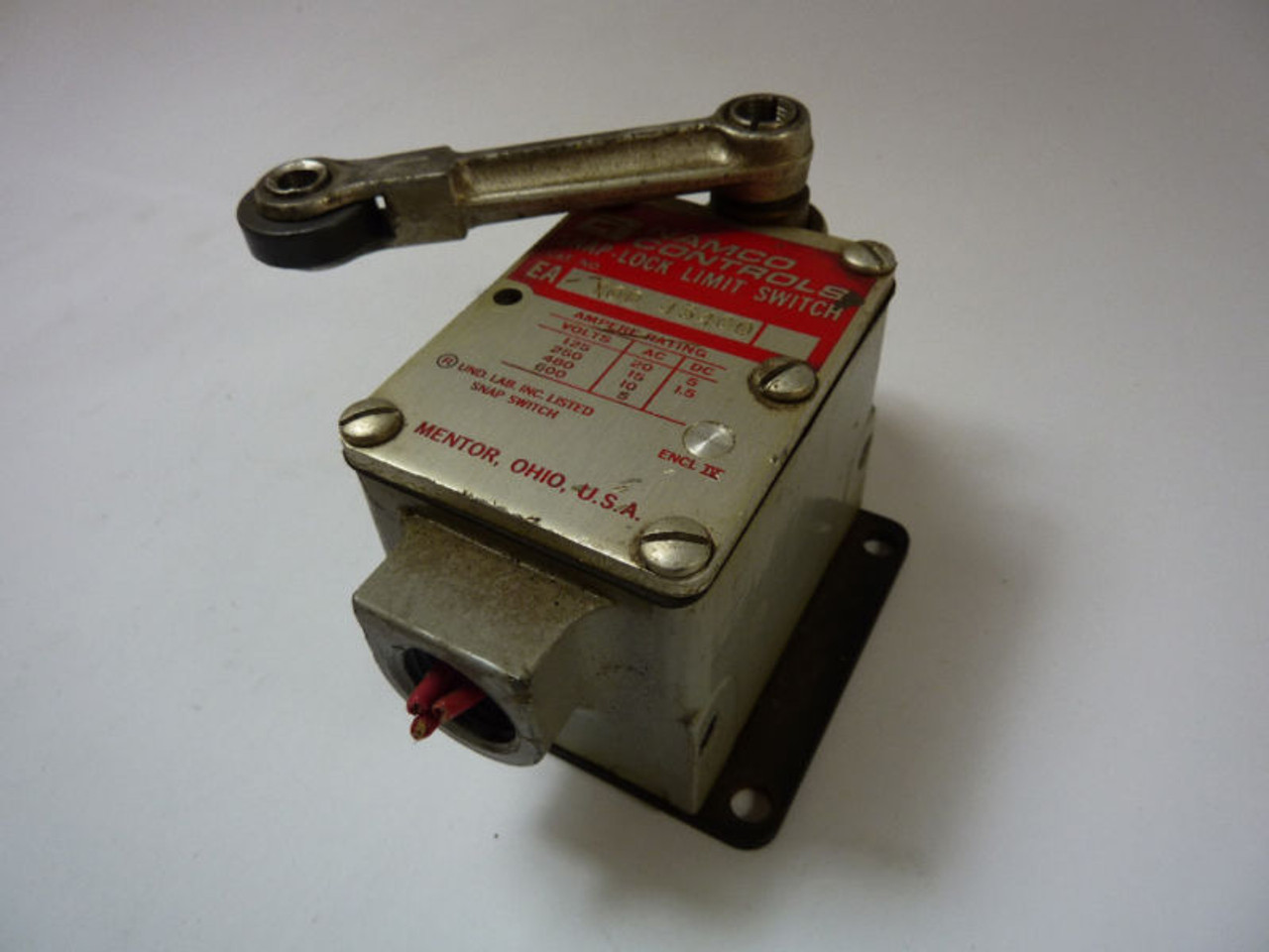 Namco 700-43400 Snap Lock Limit Switch 600VAC USED