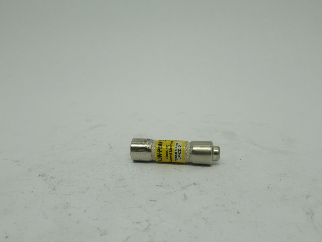 Low-Peak LP-CC-2 Current Limiting Time Delay Fuse 2A 600V USED