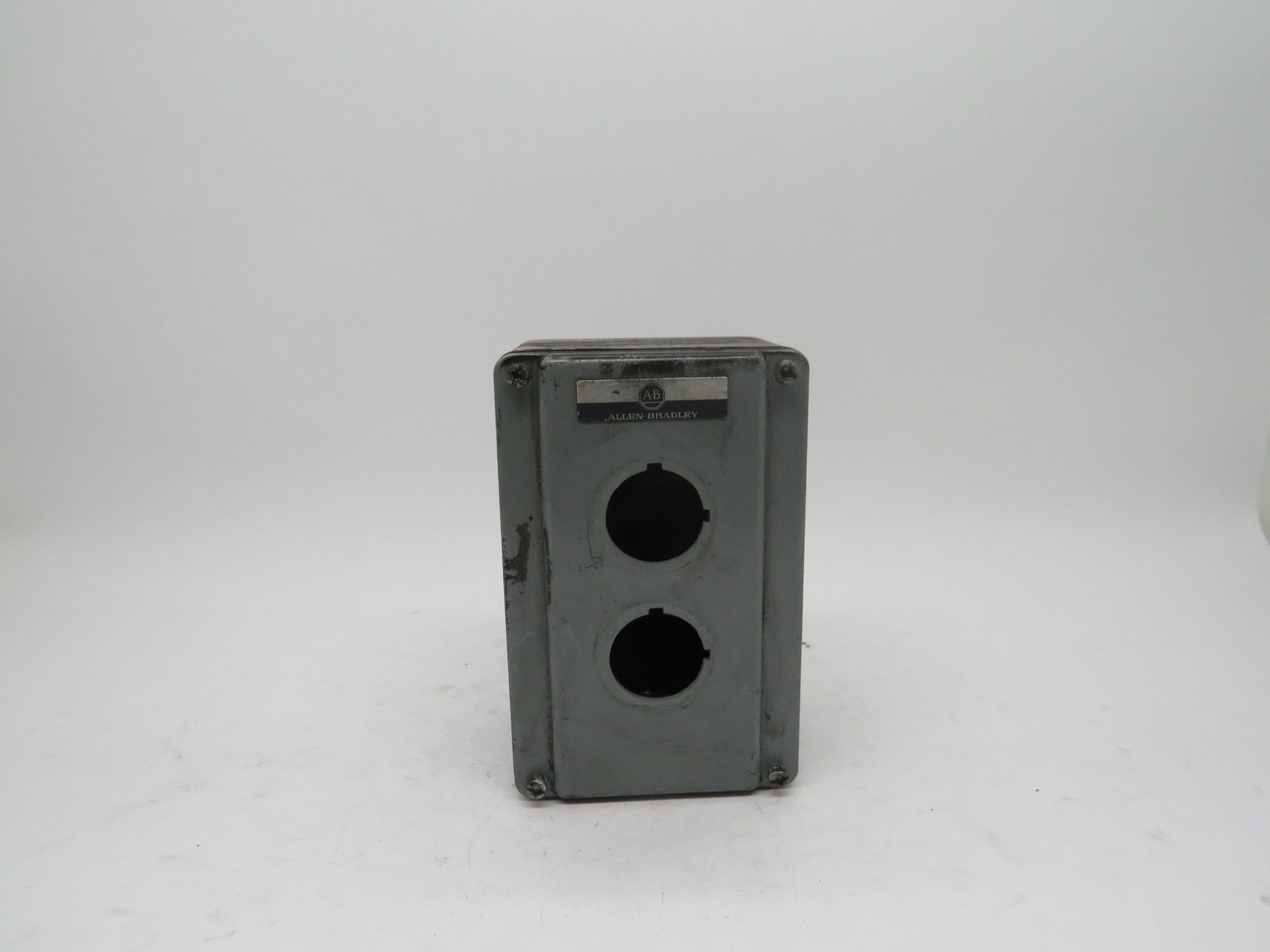 Allen-Bradley 800T-2TZ Push Button Enclosure 2 Port 4.5x3x3 USED