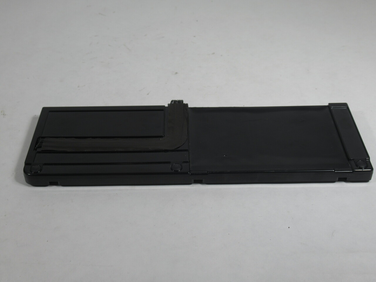 Apple A1382-020-7134A Battery for MacBook Pro 15 10.95VDC 77.5Wh USED