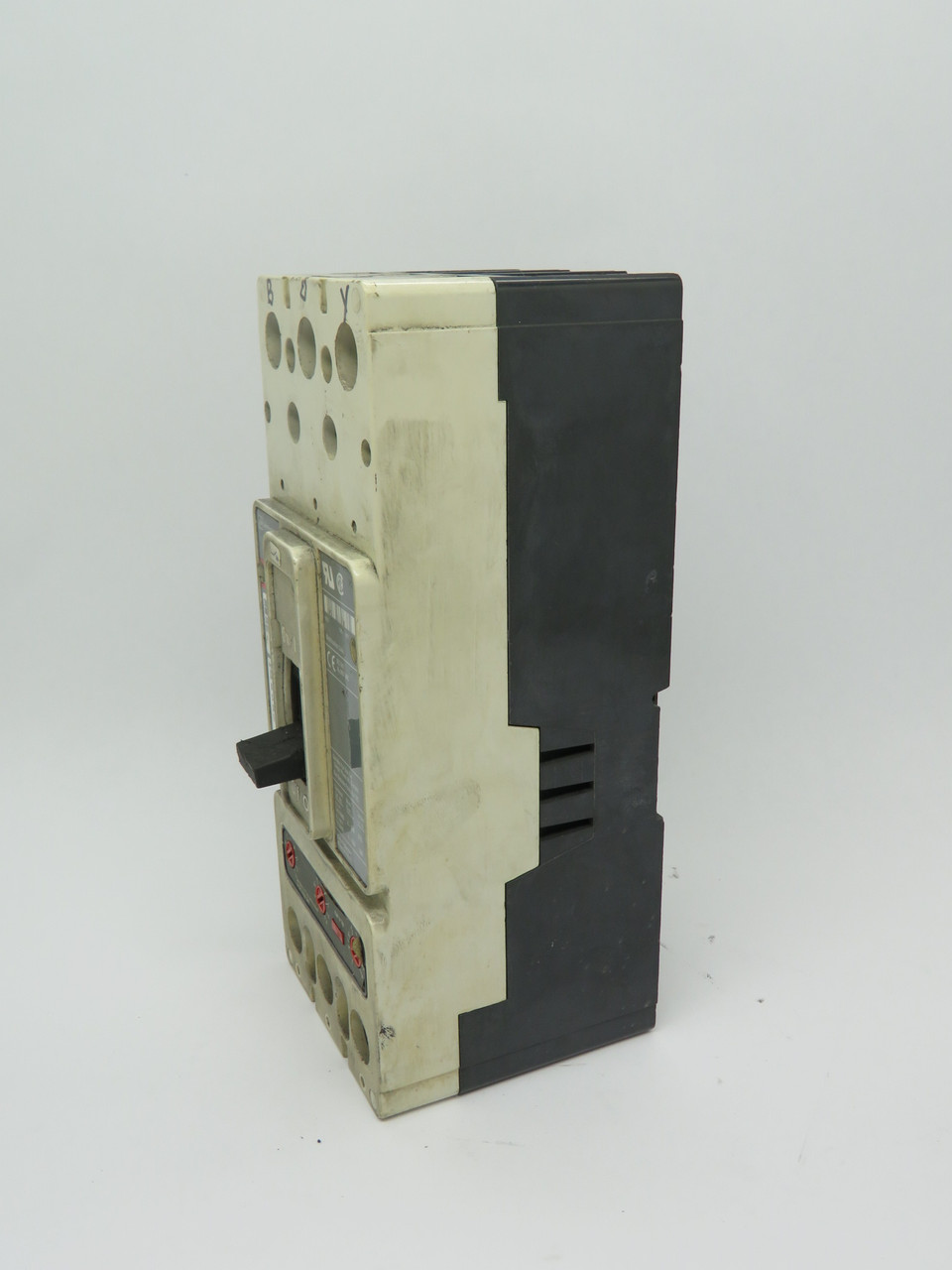 Cutler-Hammer HMCP250A5 Circuit Breaker 250A 600V 3Pole Series C USED