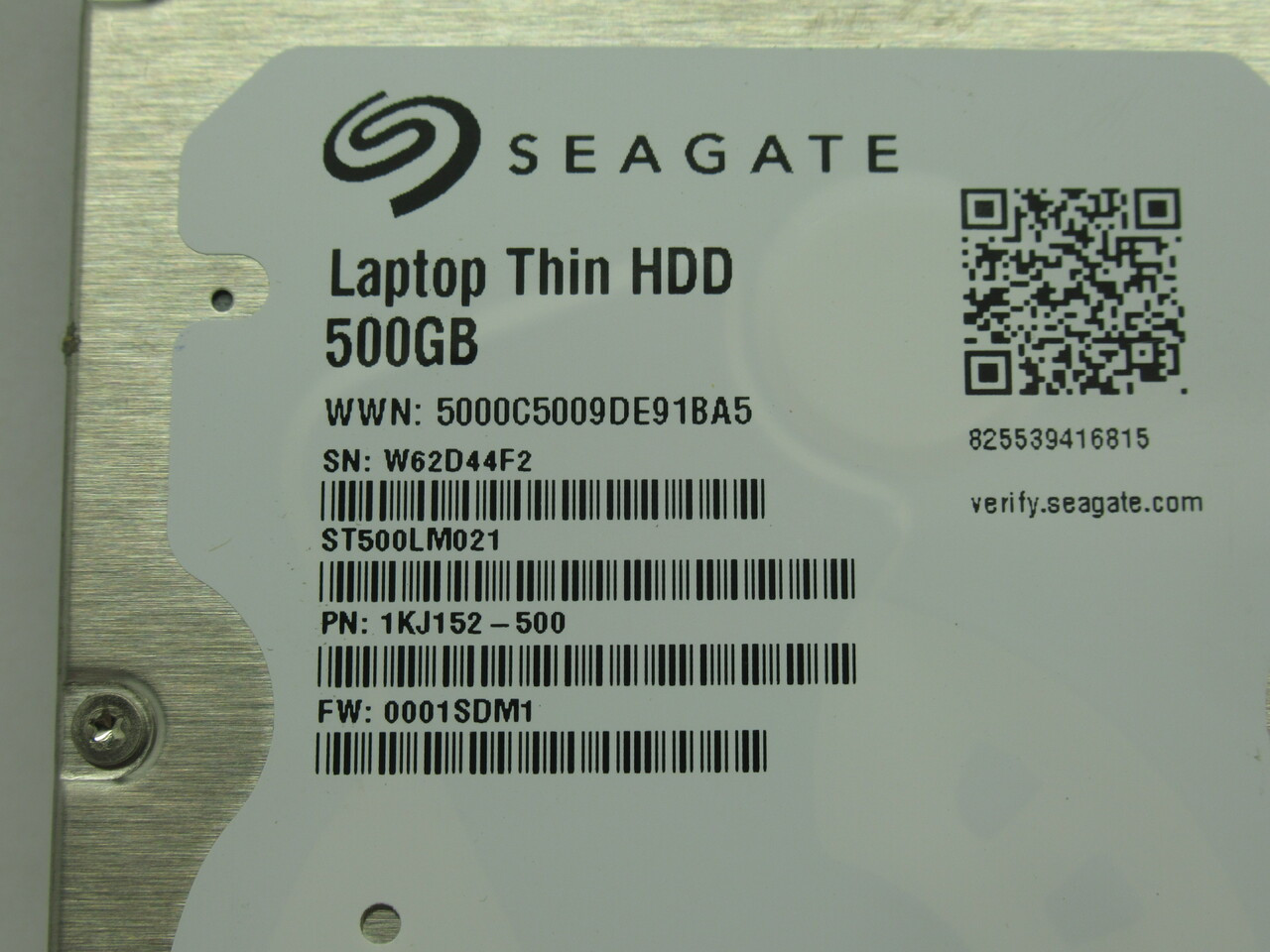 Seagate ST500LM021 Internal Hard Drive 500GB FW: 0001SDM1 USED