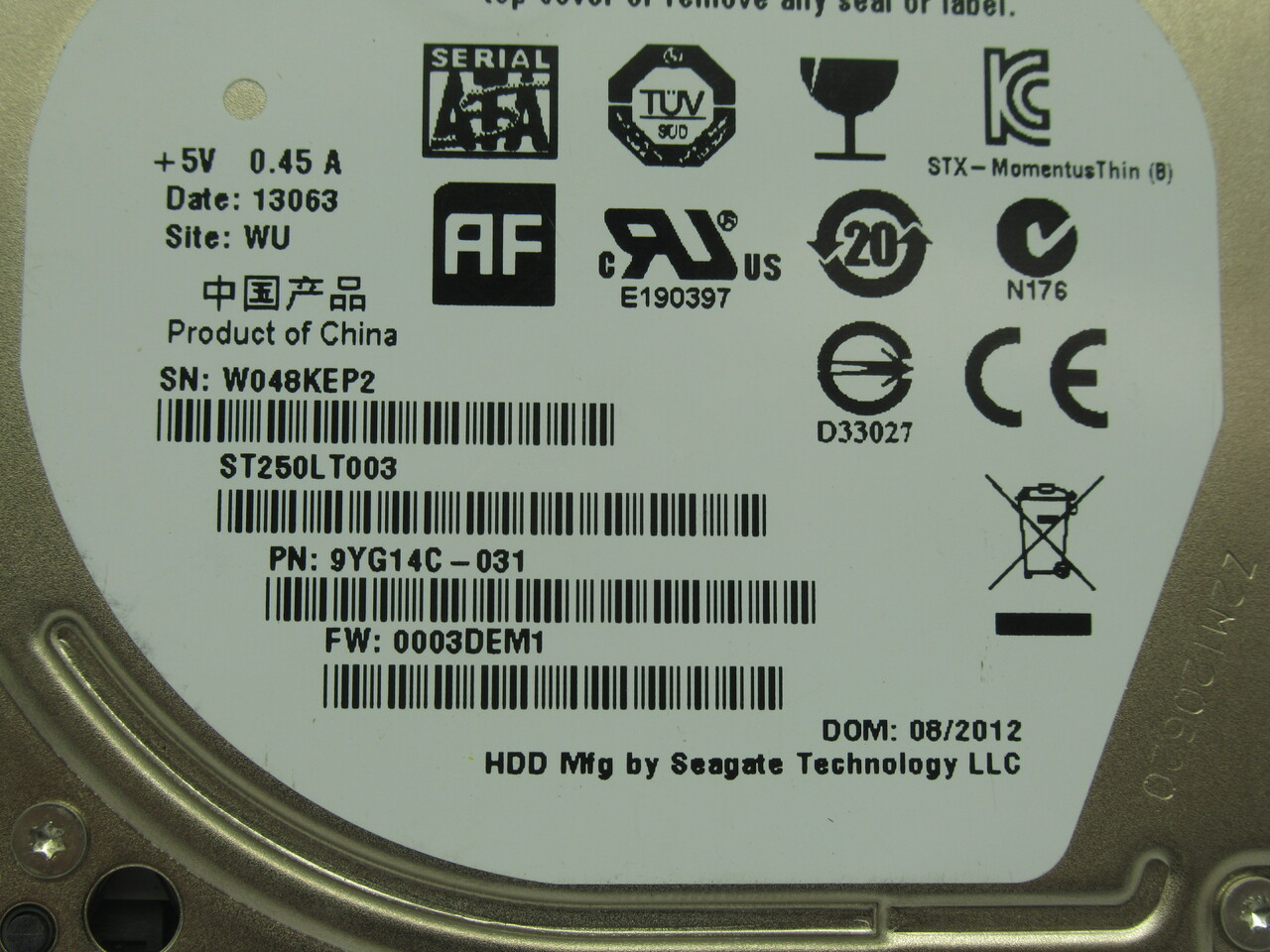 Seagate ST250LT003 Internal Hard Drive Momentus Thin 250GB FW: 0003DEM1 USED