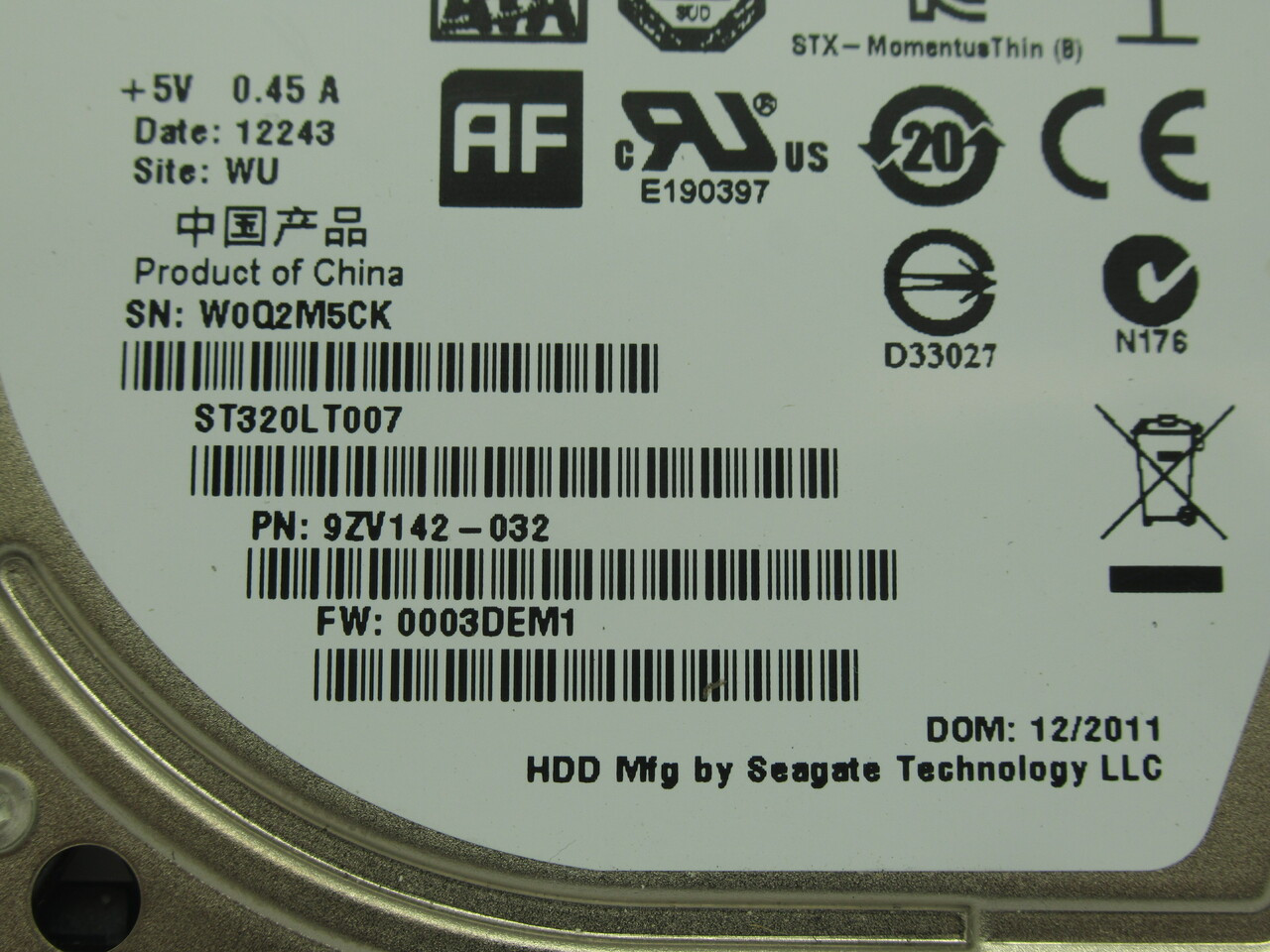 Seagate ST320LT007 Internal Hard Drive Momentus Thin 320GB FW: 0003DEM1 USED
