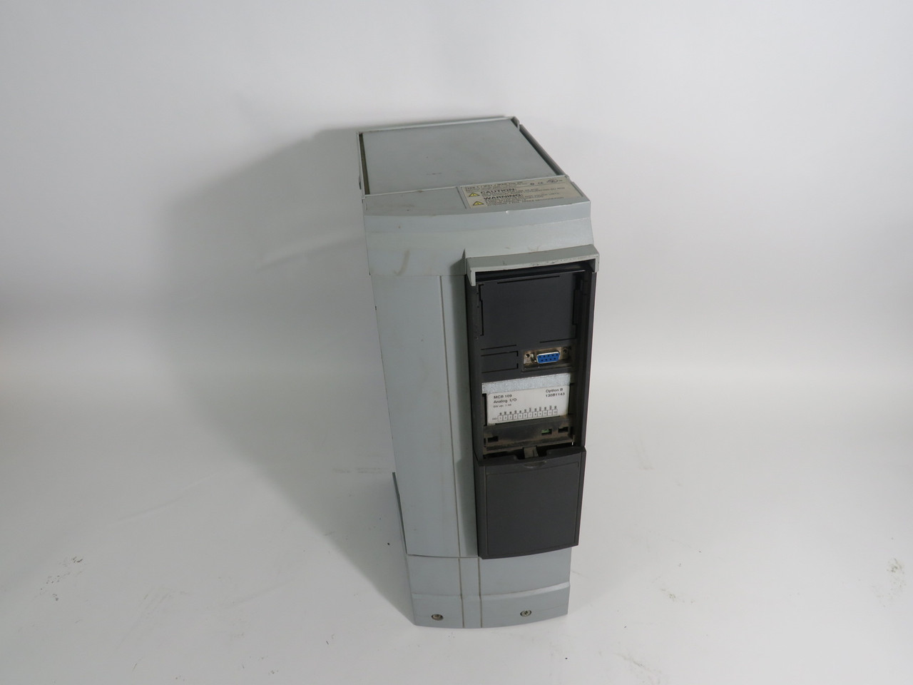 Danfoss 131G2830 Variable Speed Drive 5HP 3Ph 0-600V 6.4/6.1A 0-590Hz AS IS