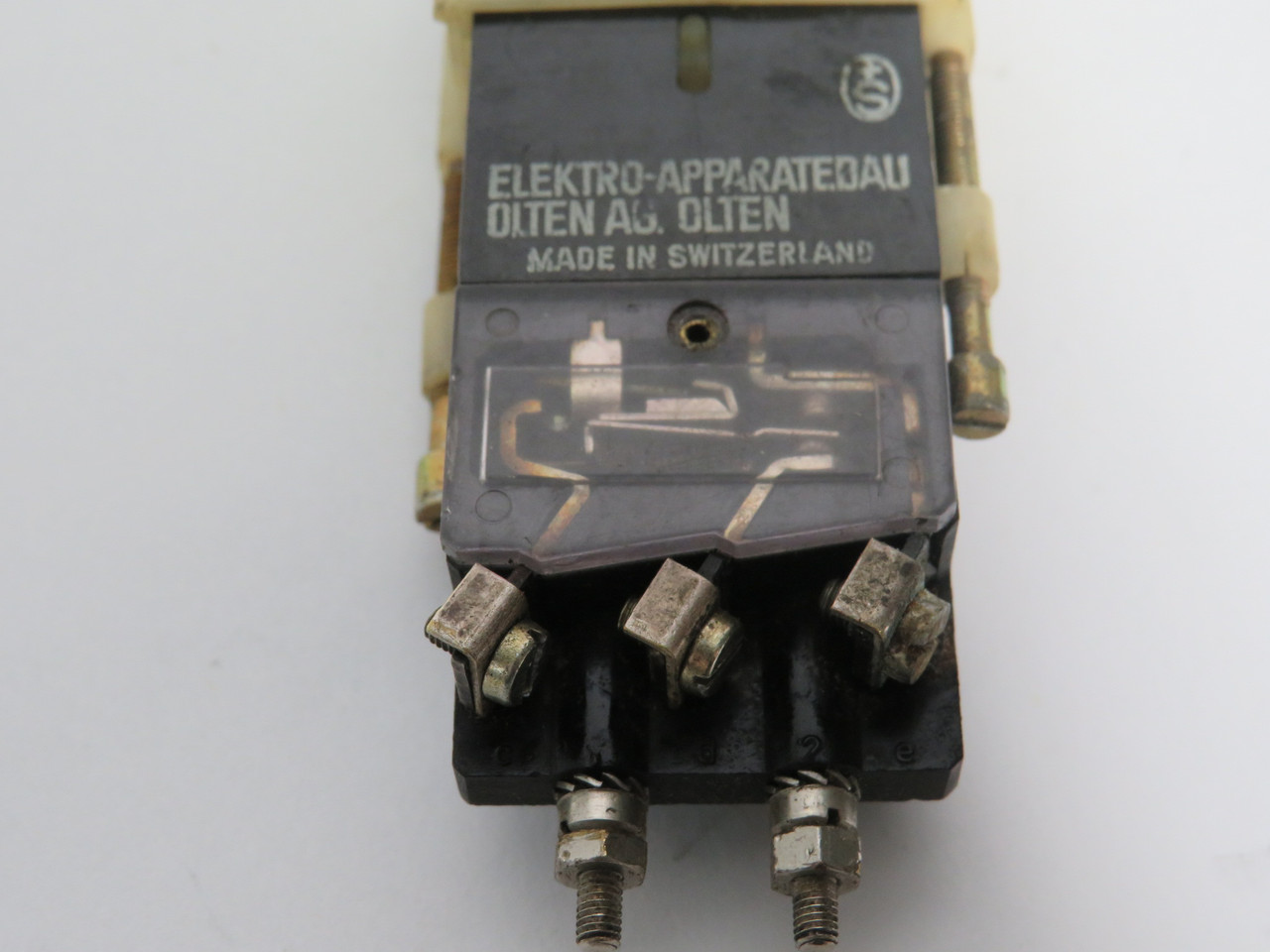 Elektro-Apparatedau 02-121 Panel Mount Illuminated Push Button 10A@380VAC USED