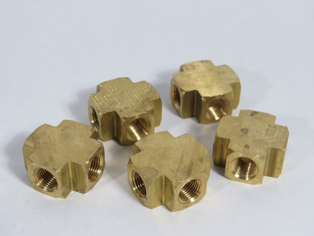 Parker 2205P-2 Brass Cross Fitting 1/8" Female NPT Lot of 5 USED