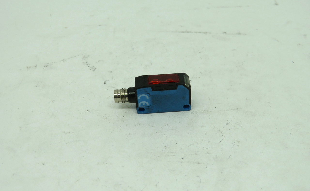 Sick WT150-P460 Mini Photoelectric Sensor 10-30VDC 2-100mm Range USED