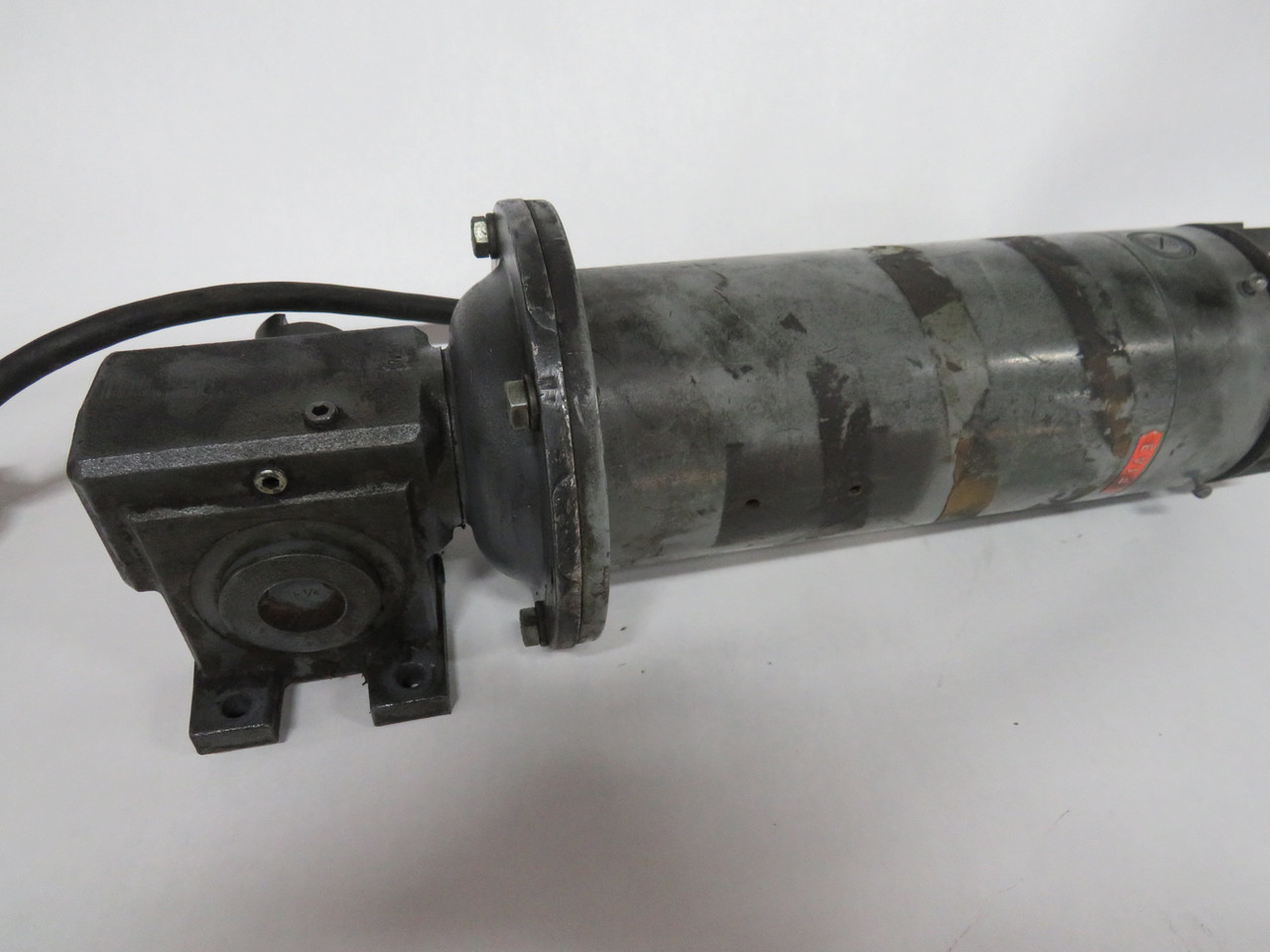 Boston Gear 3/4HP 1725RPM 180V TEFC 3.5A C/W Reducer 7.5:1 NO FAN COVER USED