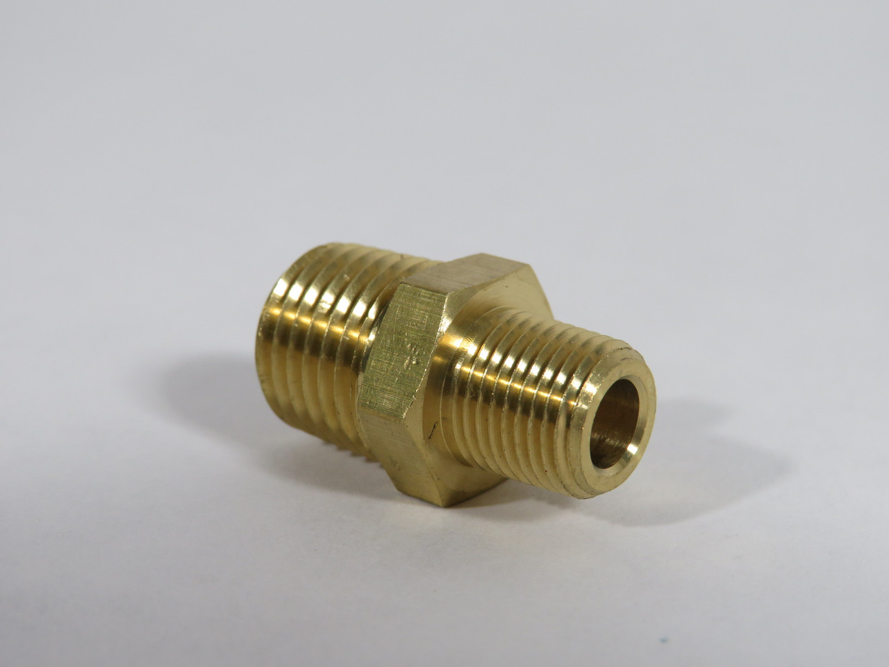 Generic Brass Hex Nipple 1/4" x 1/8" Male NPT Lot of 7 SHELF WEAR NOP