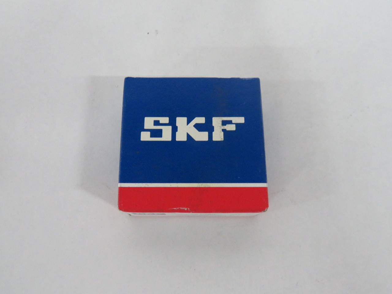SKF 6205-2RSH Deep Groove Bearing 52mmOD 25mmID 15mmW NEW