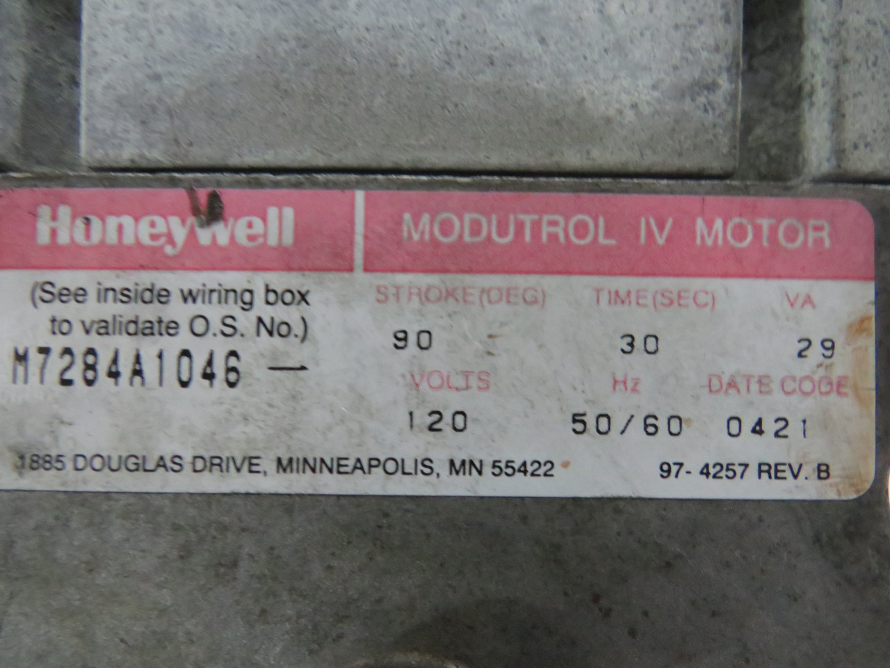 Honeywell M7284A1046 Modutrol IV Motor Actuator 90Stroke 30(sec) 2.9VA 120V USED