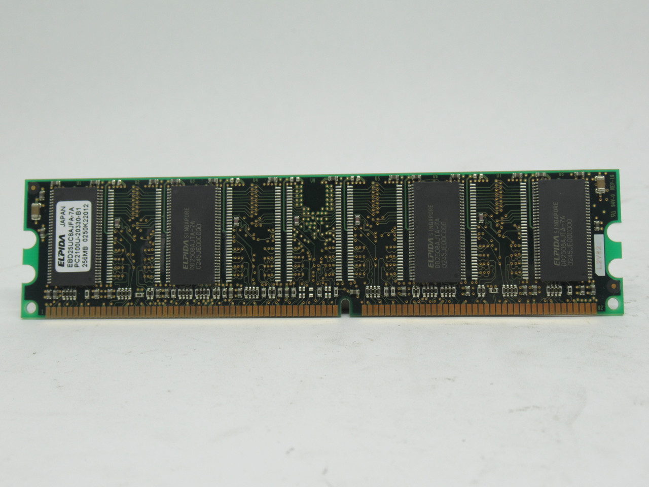 Elpida EBD25UC8AJFA-7A SDRam Memory Module 256MB 266MHz USED