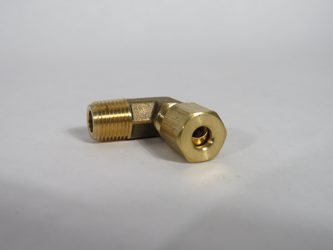 Generic Brass 90 Deg Male Compression Elbow 3/16"Tube 1/8"NPT Lot of 10 NOP