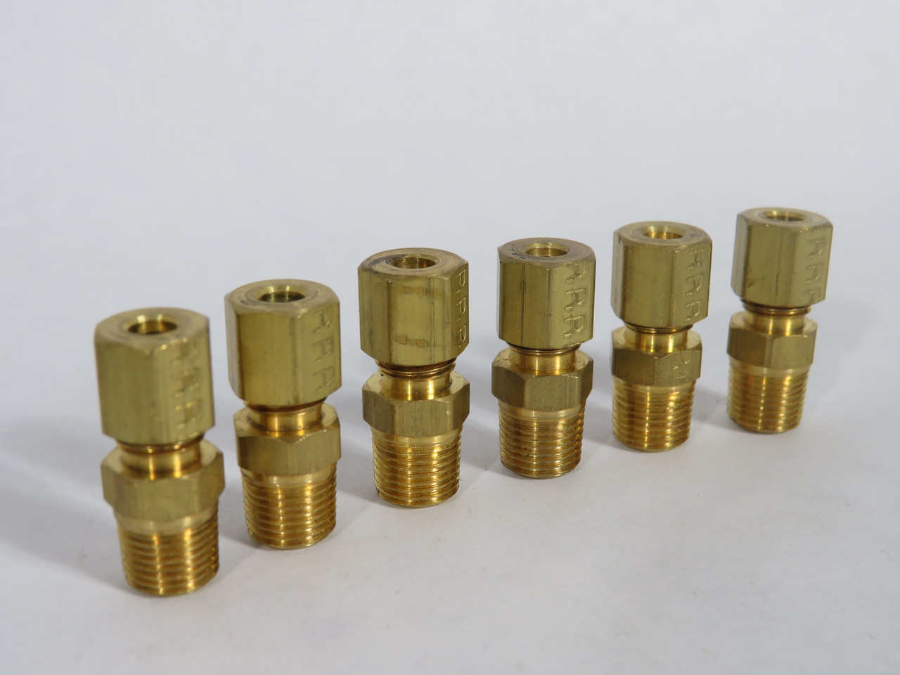 Parker 68C-3-2 Brass Male Compression Connector 3/16" Tube Lot of 6 USED