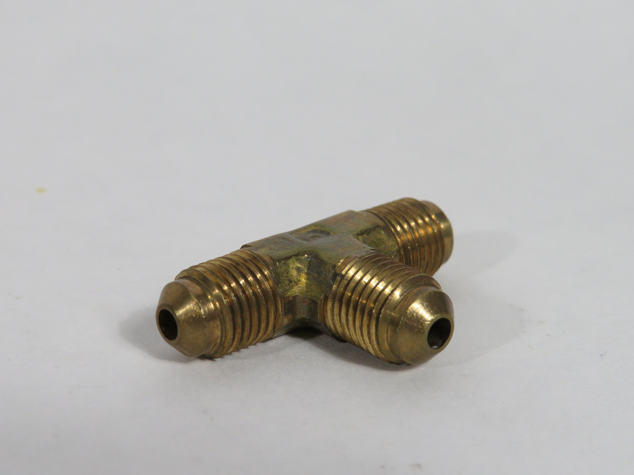 Generic Brass Union Tee Fitting 45 Deg Flare 3/16" Tube Lot of 5 USED