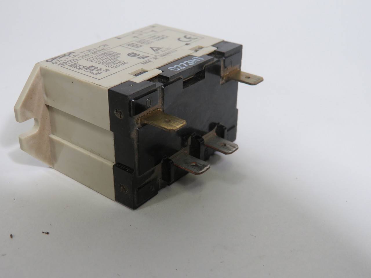 Omron G7L-1A-TUBJ-CB Relay 200-240VAC Coil 25A 4-Blade USED