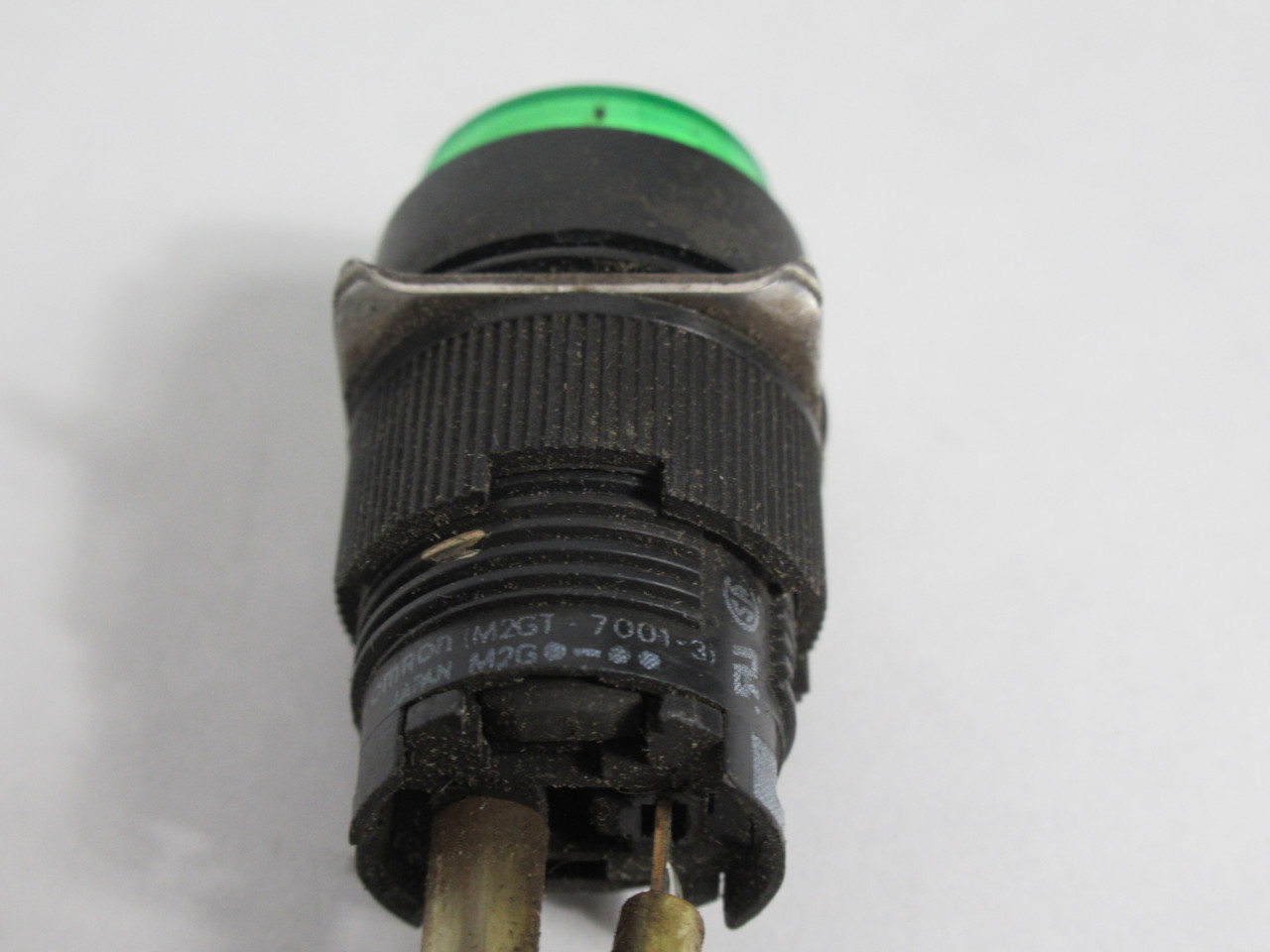 Omron A3GT-500GN Green Indicator Light Assembly C/W M2GT-7001-3 Holder USED