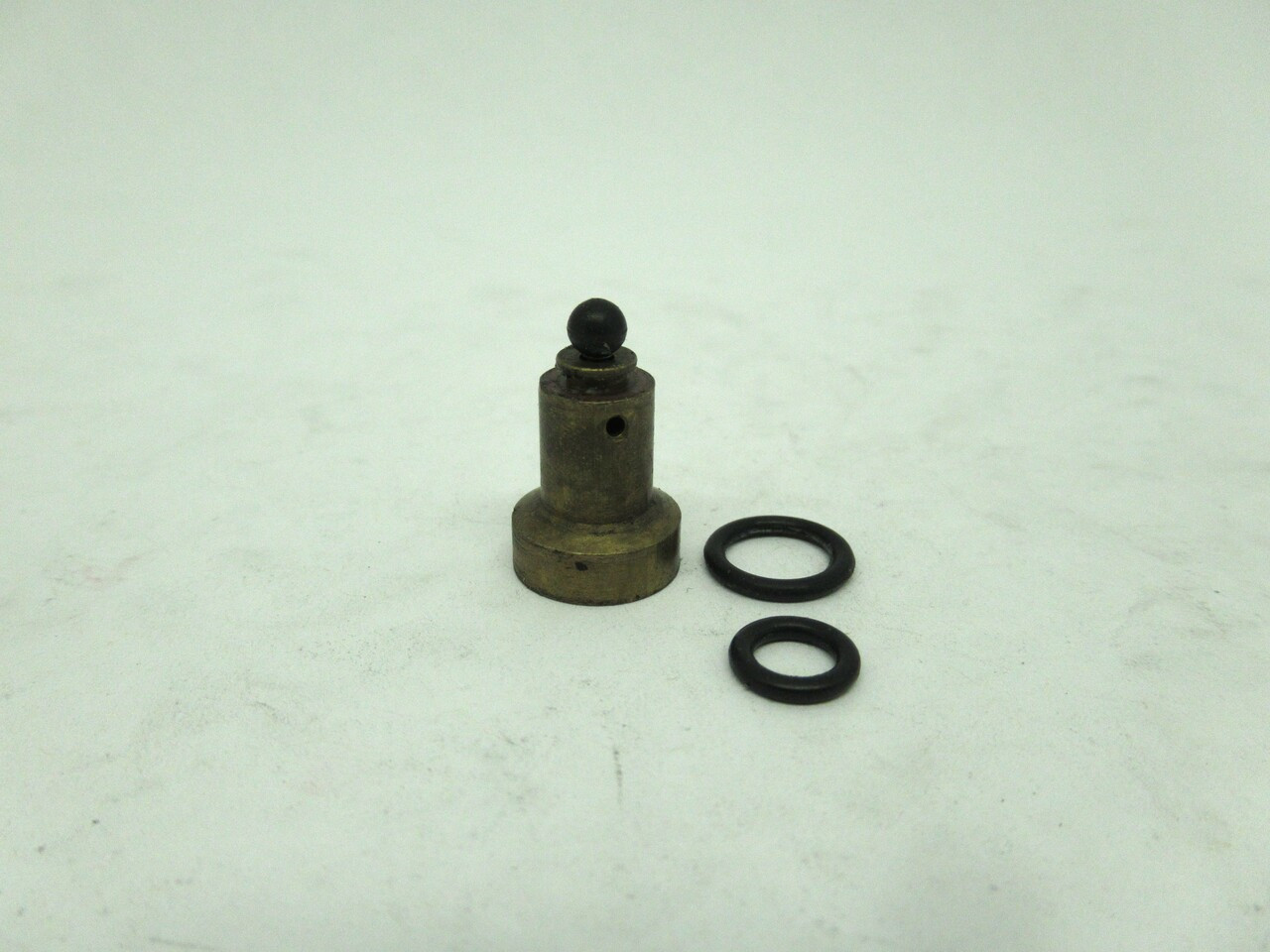 Lincoln 241768 Air Signal Valve *OPEN BAG/SHELF WEAR* NWB