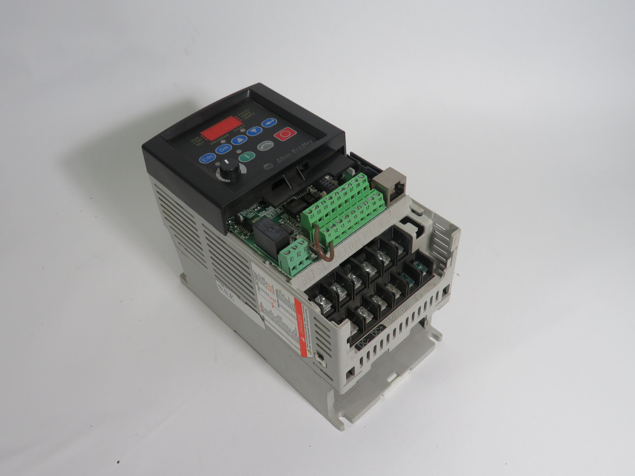Allen-Bradley 22B-E1P7N104 AC Drive 0.75kW/1.0HP 3Ph 0-575V 2.55A 0-400Hz AS IS