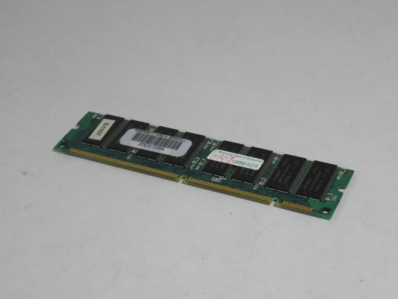 Hyundai HY57V1298020-PTC-10S SDRam Memory 256MB 100MHz XR-DM168/256/100/16 USED