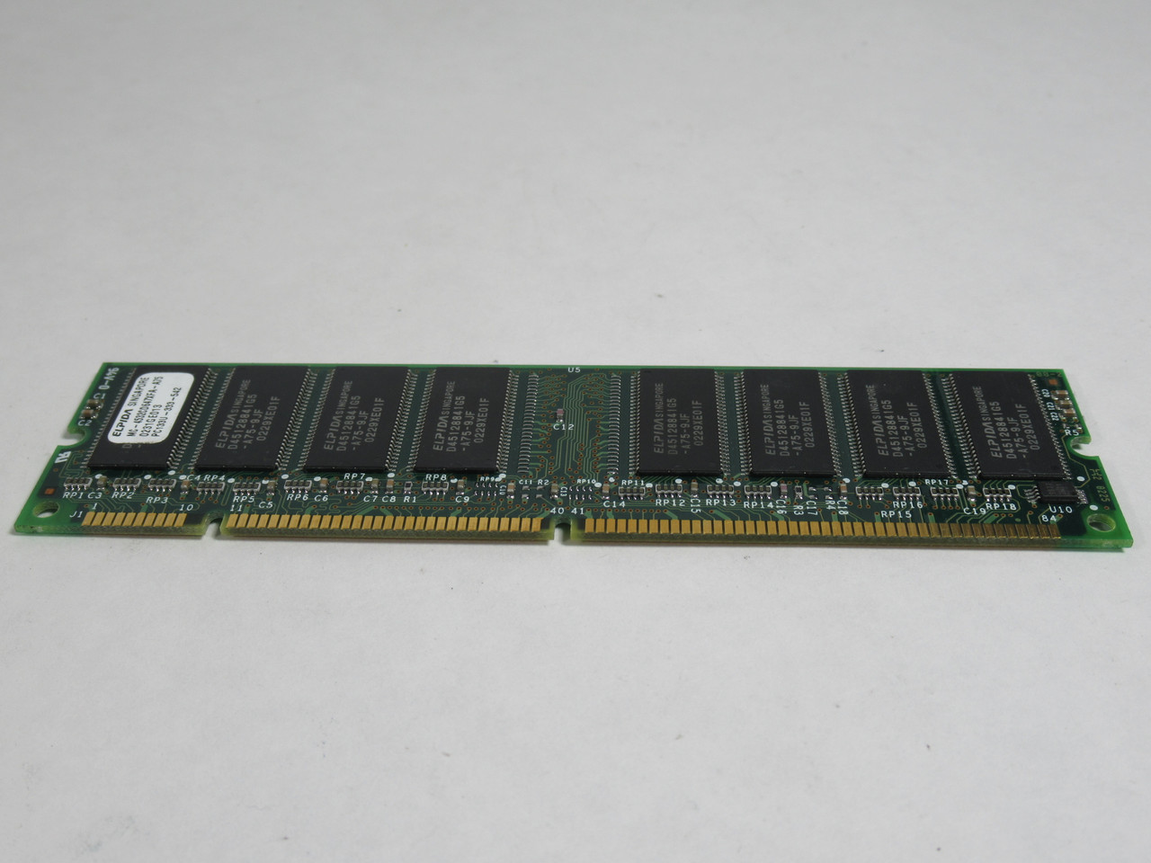 Elpida MC-4532CD647XFA-A75 SDRam Memory Module 256MB 133MHz USED